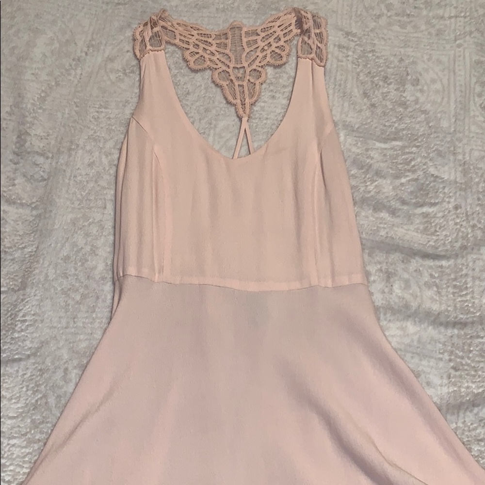 Backless peach dress 🍑